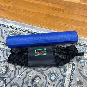 Picture Perfect Blue Yoga Mat with Mesh Carrier, NWOT